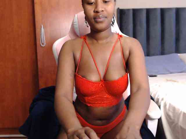 NAOMI-BESTER-1 webcam
