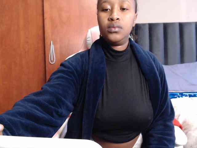 NAOMI-BESTER-1 webcam