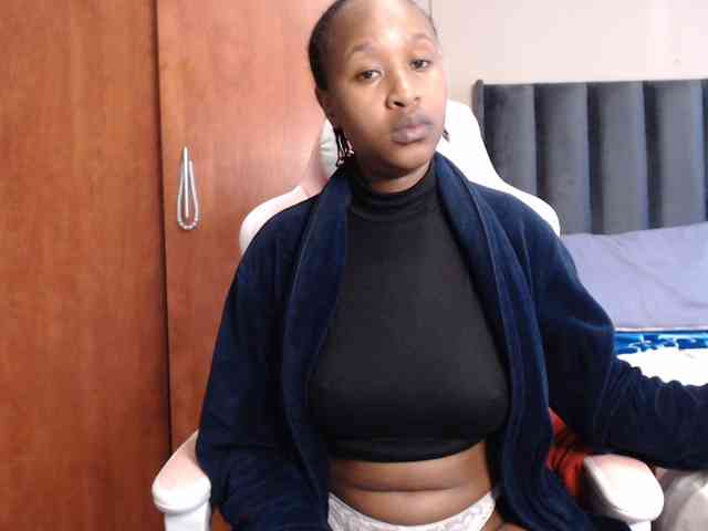 NAOMI-BESTER-1 webcam