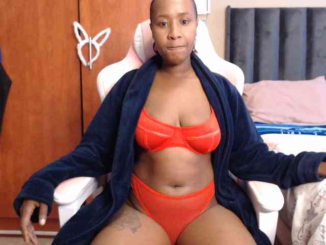 NAOMI-BESTER-1 webcam