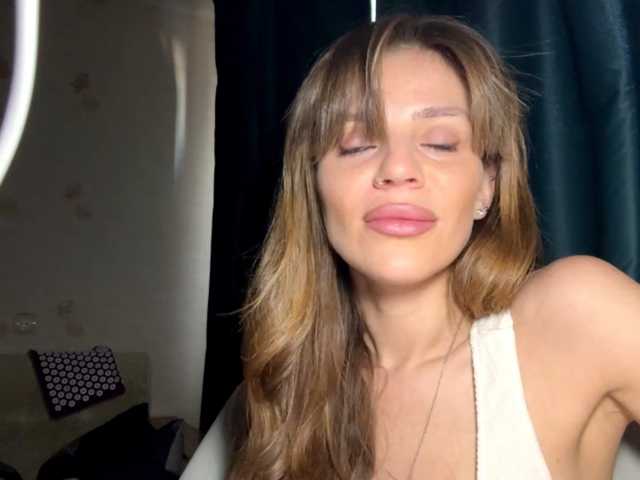 EvaBoom live cam on BongaCams