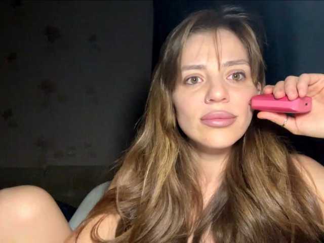 EvaBoom live cam on BongaCams