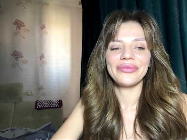EvaBoom live cam on BongaCams