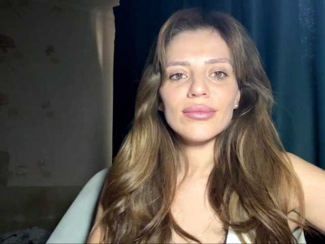 le modèle EvaBoom est en webcam porno dans un show sur le site bongacams, il possède les tags suivants: White/Caucasian,Blonde,Shaved
