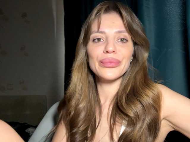 EvaBoom live cam on BongaCams