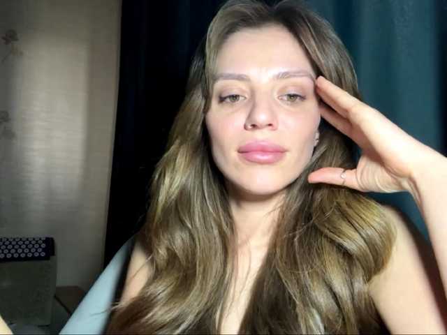 EvaBoom live cam on BongaCams