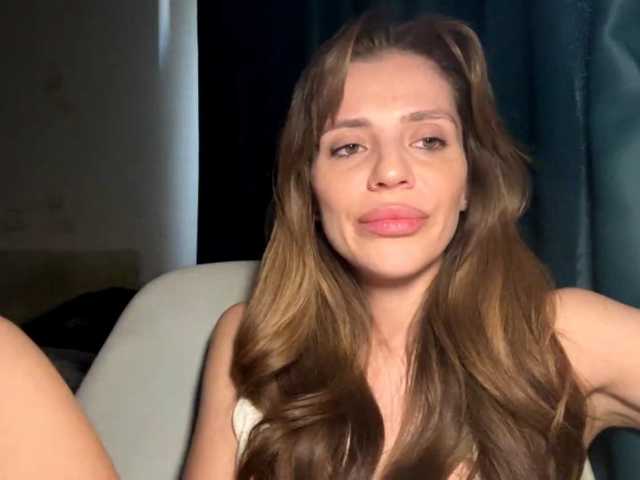EvaBoom live cam on BongaCams