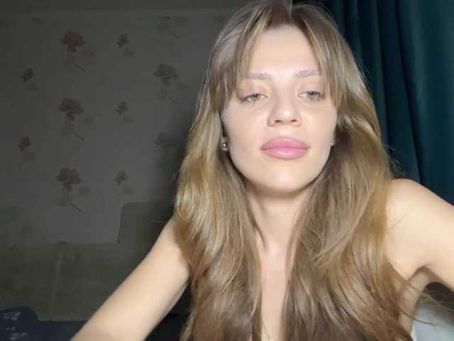 EvaBoom live cam on BongaCams