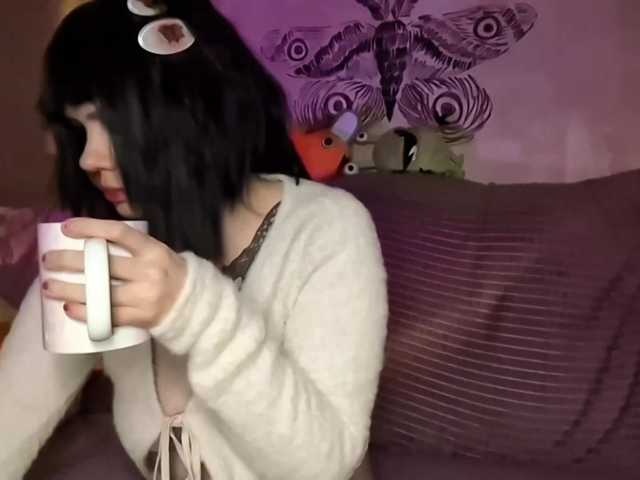 KateNioli live cam on BongaCams