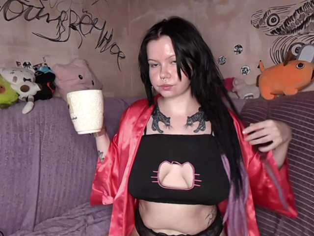 KateNioli live webcam show