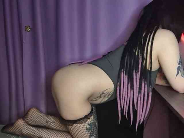 KateNioli webcam