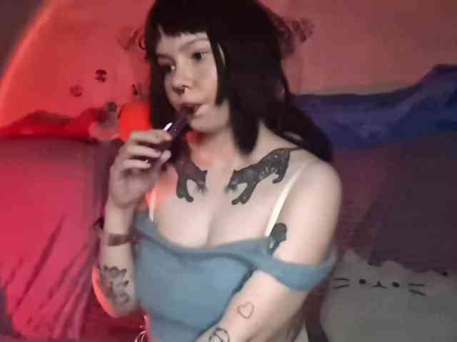KateNioli webcam