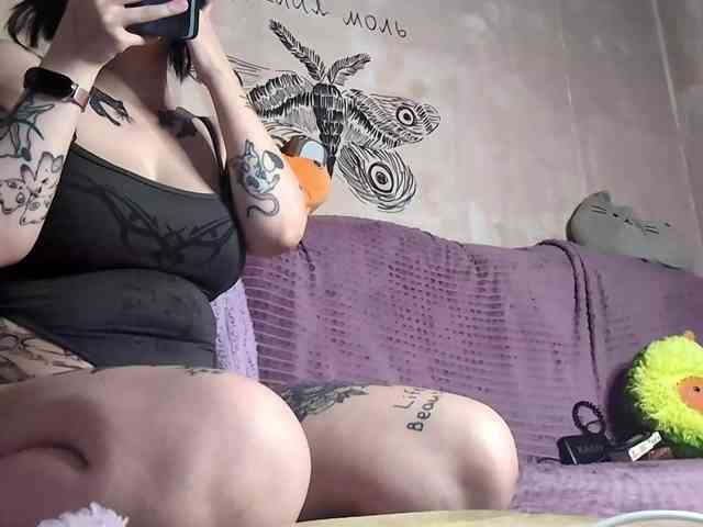 KateNioli webcam
