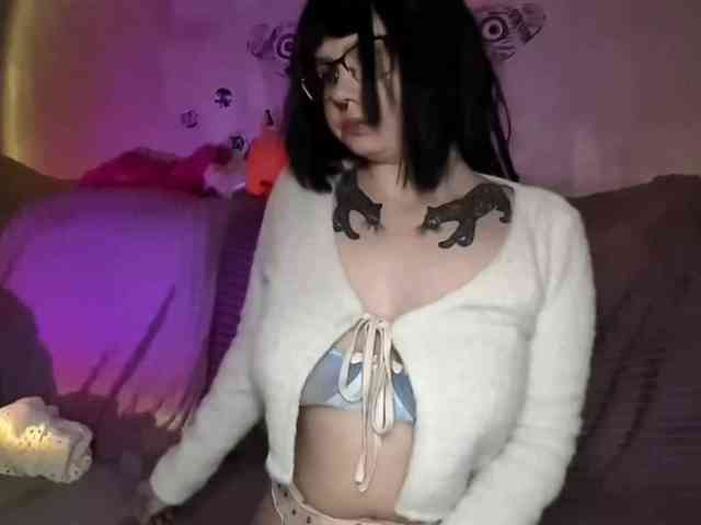 KateNioli webcam