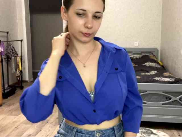KarinaMoor webcam