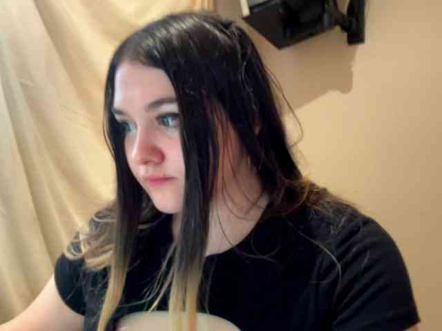 UlianaBoom webcam