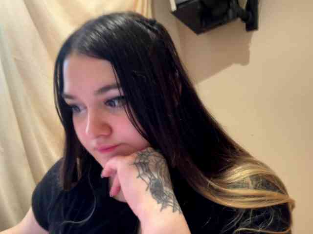 UlianaBoom webcam