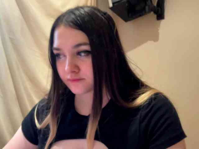 UlianaBoom webcam