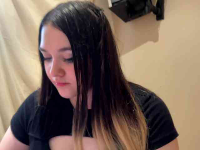 UlianaBoom webcam