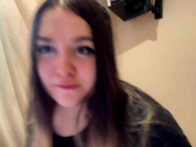 UlianaBoom webcam