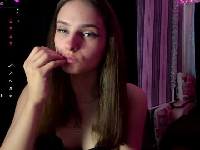 CarmonSchlarbaum live cam on BongaCams