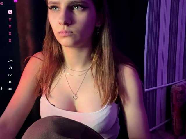 CarmonSchlarbaum live cam on BongaCams