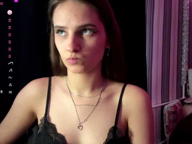 CarmonSchlarbaum live cam on BongaCams