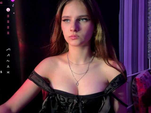 CarmonSchlarbaum live cam on BongaCams
