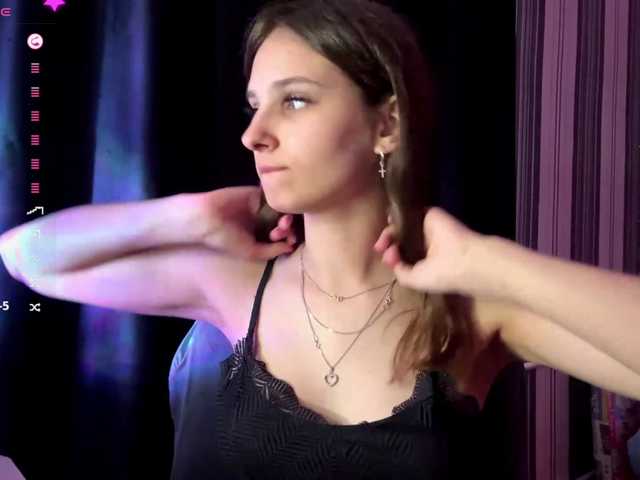 BellaDream live webcam show