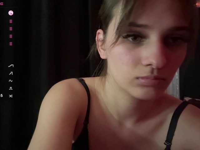 CarmonSchlarbaum live cam on BongaCams