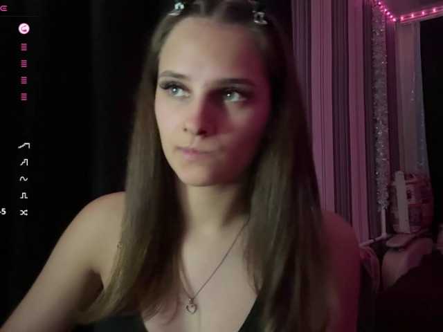 CarmonSchlarbaum live cam on BongaCams