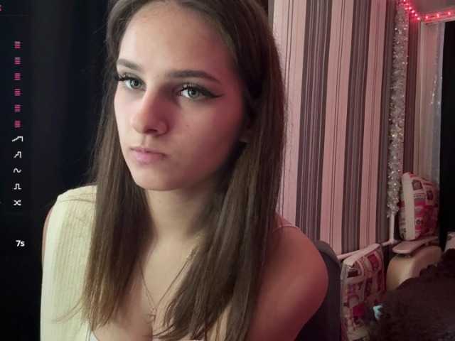 CarmonSchlarbaum live cam on BongaCams