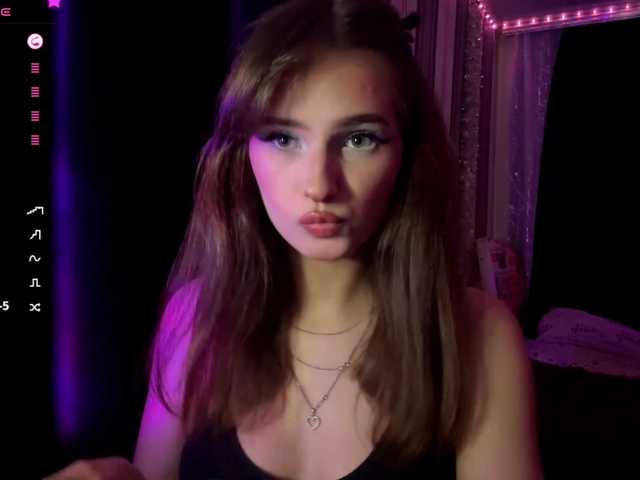 BellaDream live webcam show