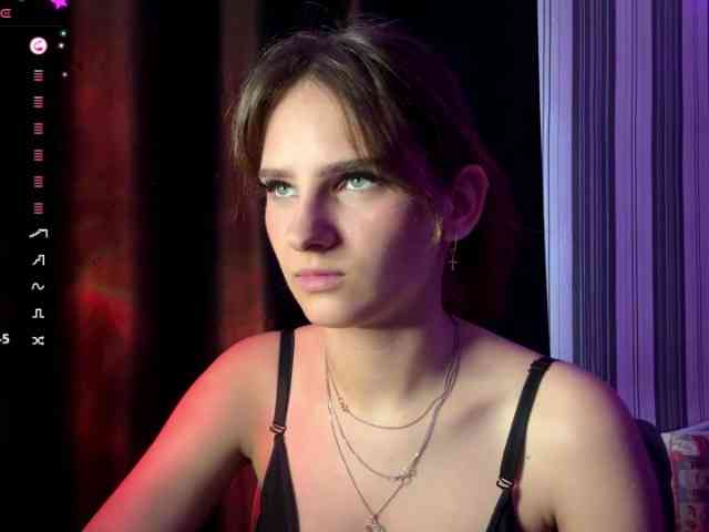 Model: BellaDream
