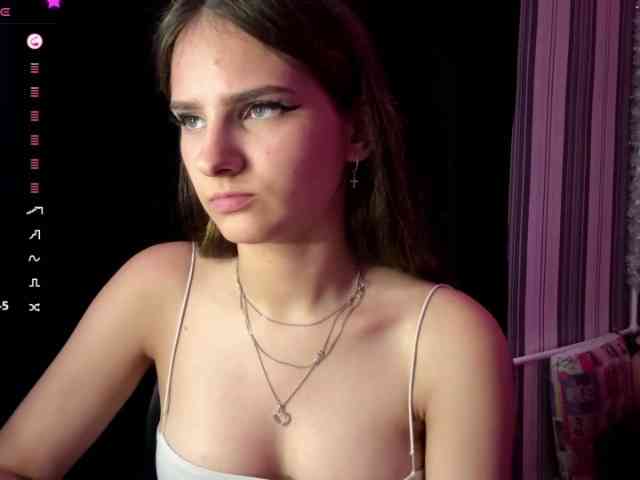 Model: BellaDream