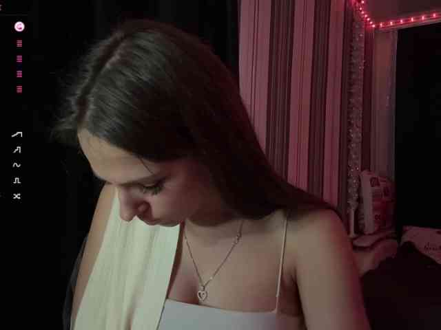 Model: BellaDream
