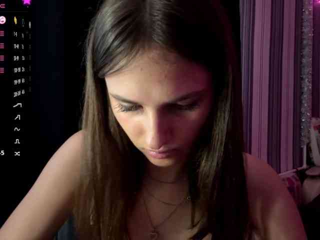 Model: BellaDream