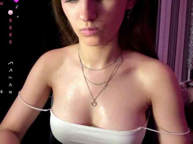 Model: BellaDream