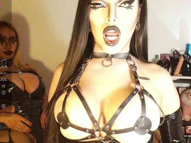 TwoBigWeiner Live Webcam on BongaCams