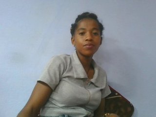 Charlinah's Live Webcam