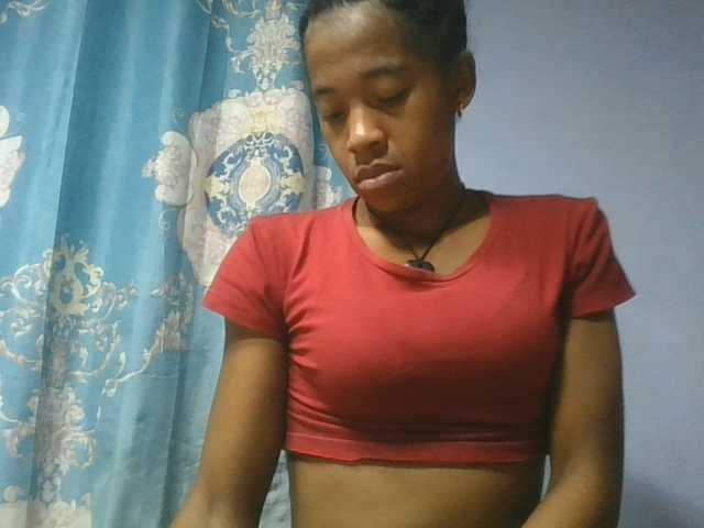 Charlinah live cam on BongaCams