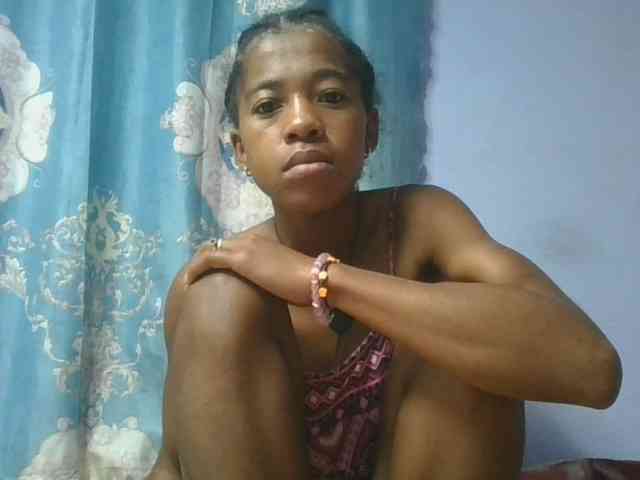 Charlinah webcam