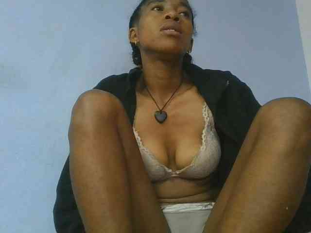 Charlinah webcam
