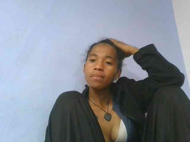 Charlinah webcam