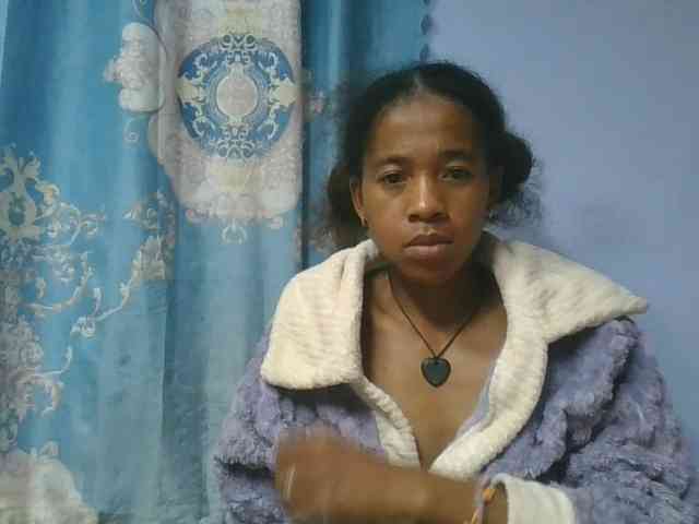 Charlinah webcam
