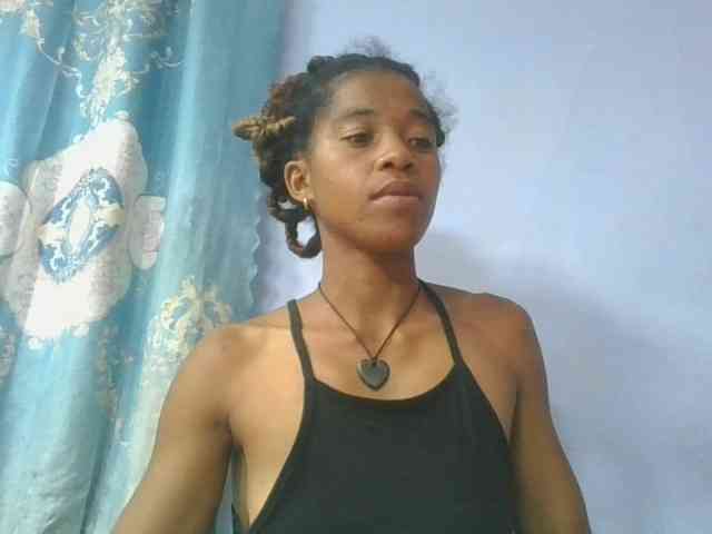 Charlinah webcam