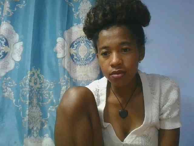 Charlinah webcam