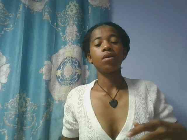 Charlinah webcam