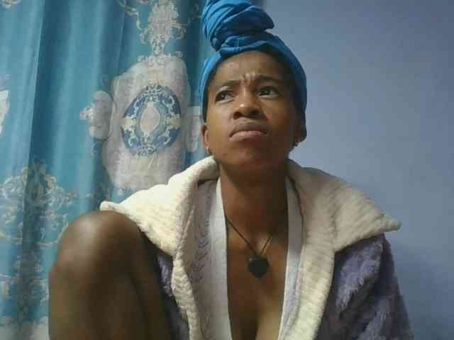 Charlinah webcam