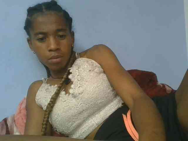 Charlinah webcam